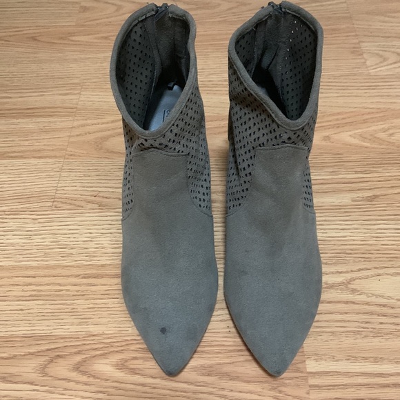 Call It Spring Women's Holeman Ankle Bootie - Picture 7 of 8